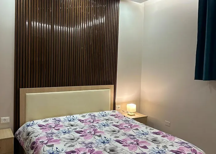 Drini Nr 1 * טיראנה